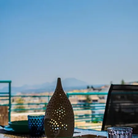 Rooftop With Sea View In Apartment *